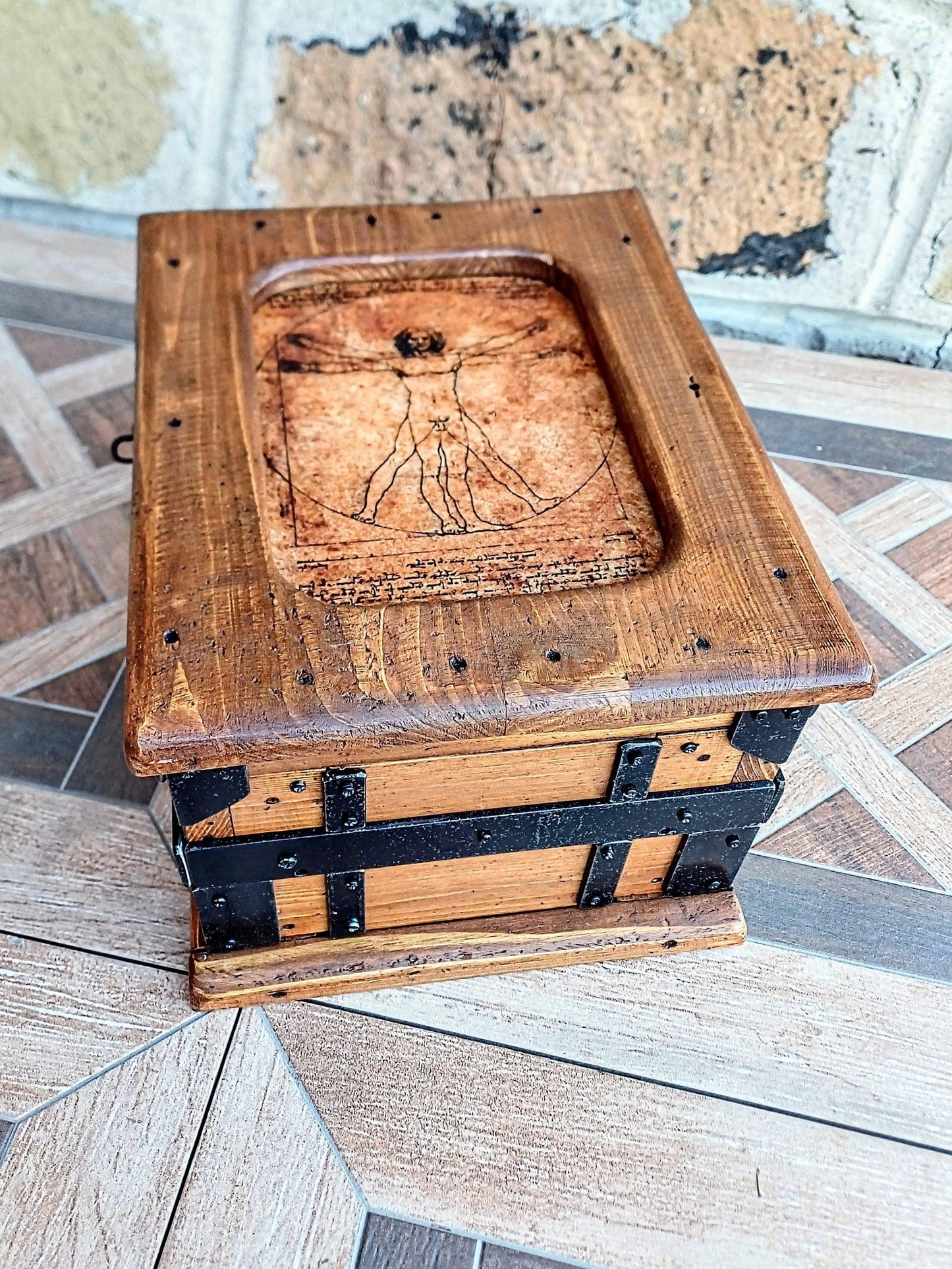 Hidded compartment box with secret opening - Doreali Studio Roma