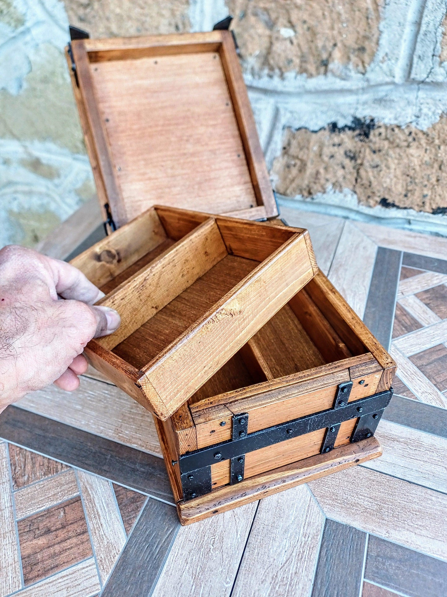 Hidded compartment box with secret opening - Doreali Studio Roma