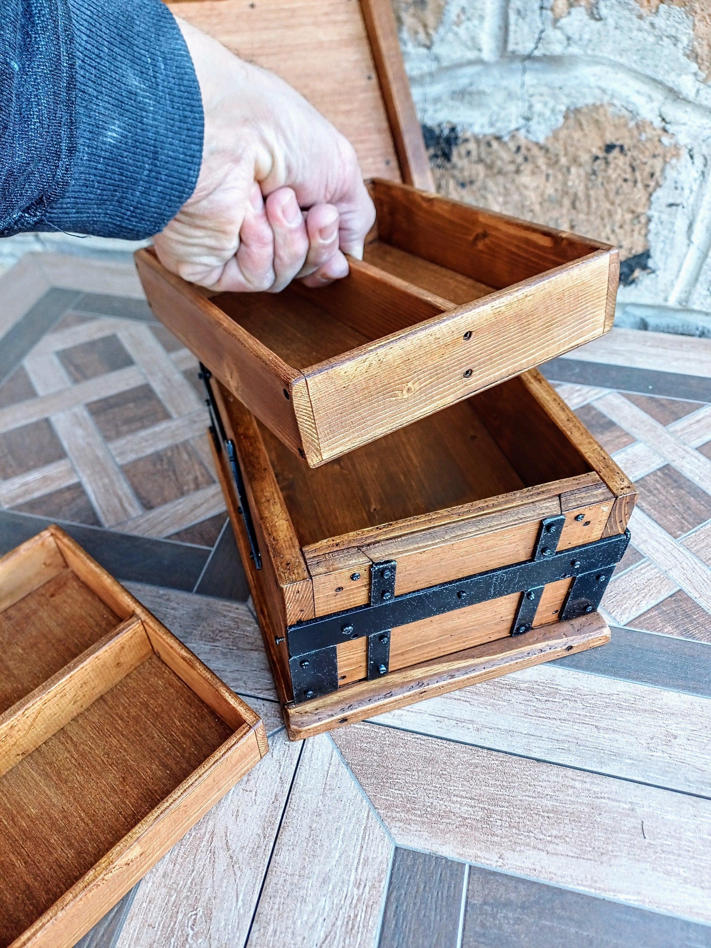 Hidded compartment box with secret opening - Doreali Studio Roma