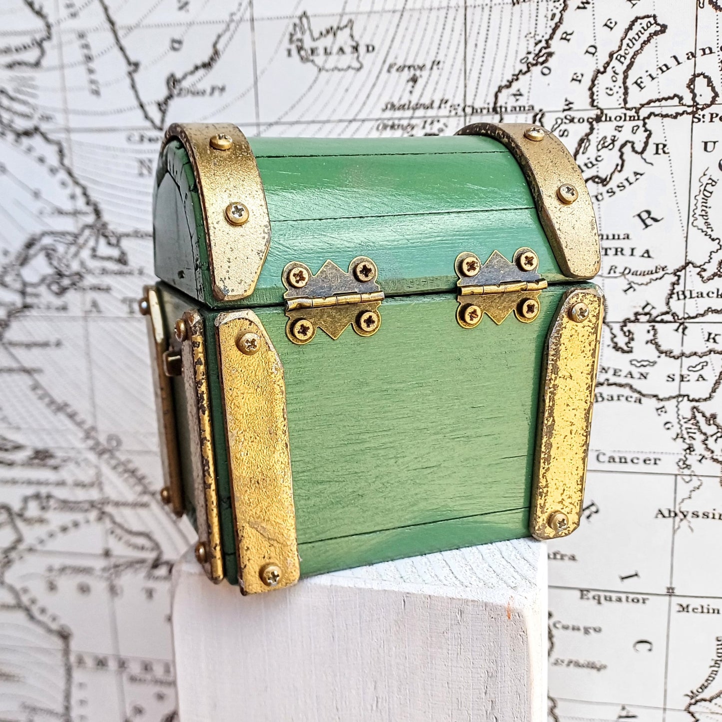 Mini treasure chest industrial vintage " Green Gold " handcrafted in Italy , valuable box for watch and jewels