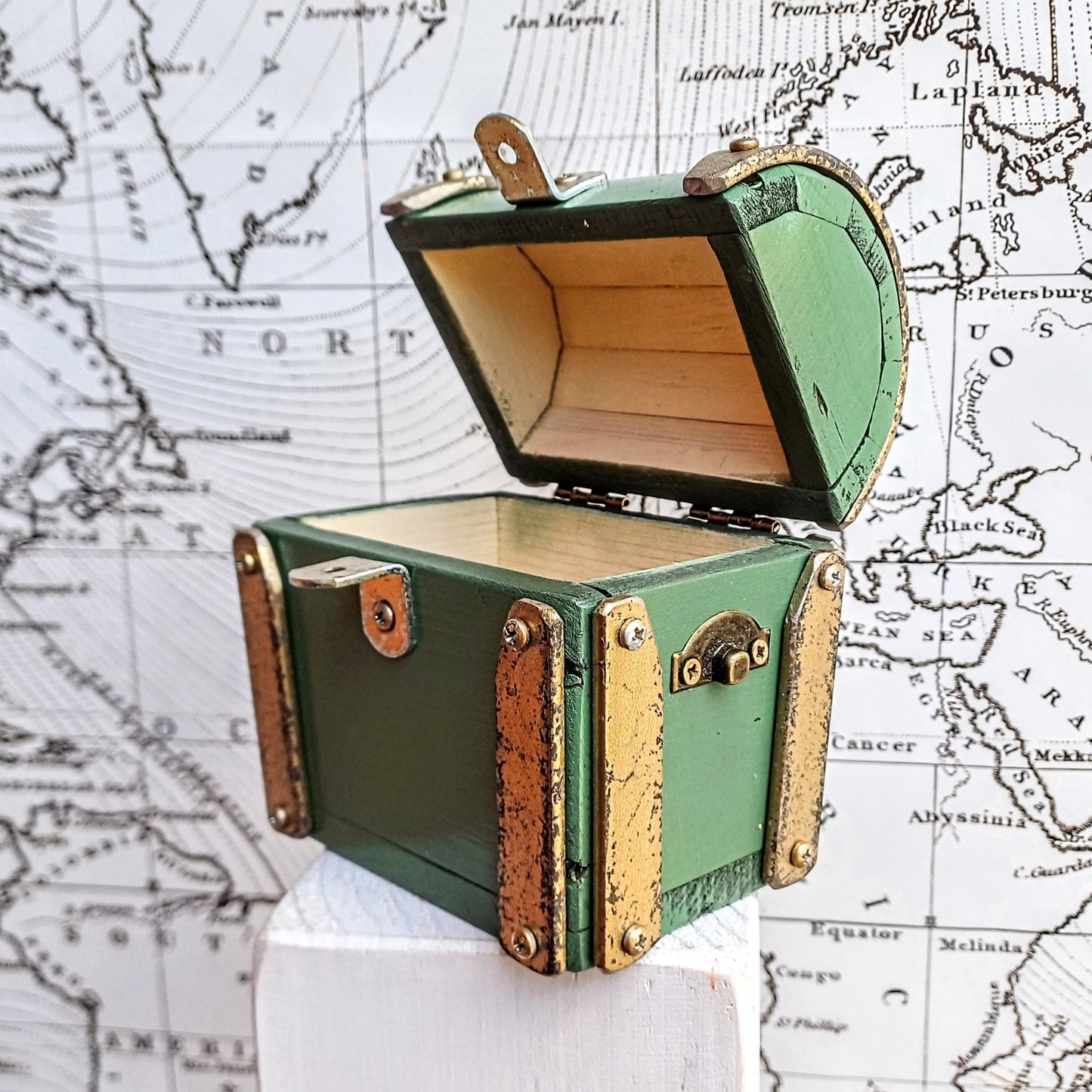 Mini treasure chest industrial vintage " Green Gold " handcrafted in Italy , valuable box for watch and jewels