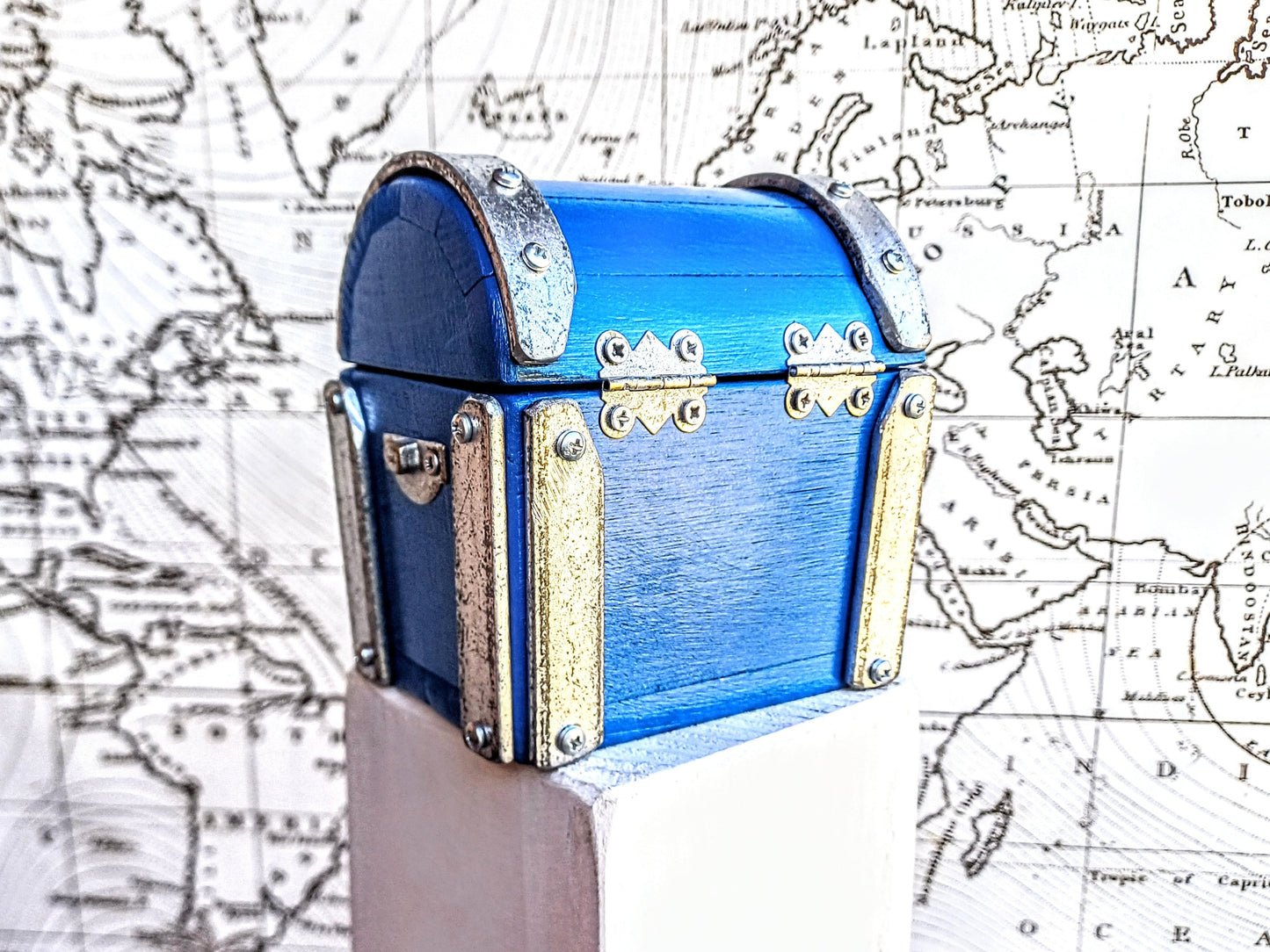 Little jewelry chest , Mini Chest "Silver Blue"