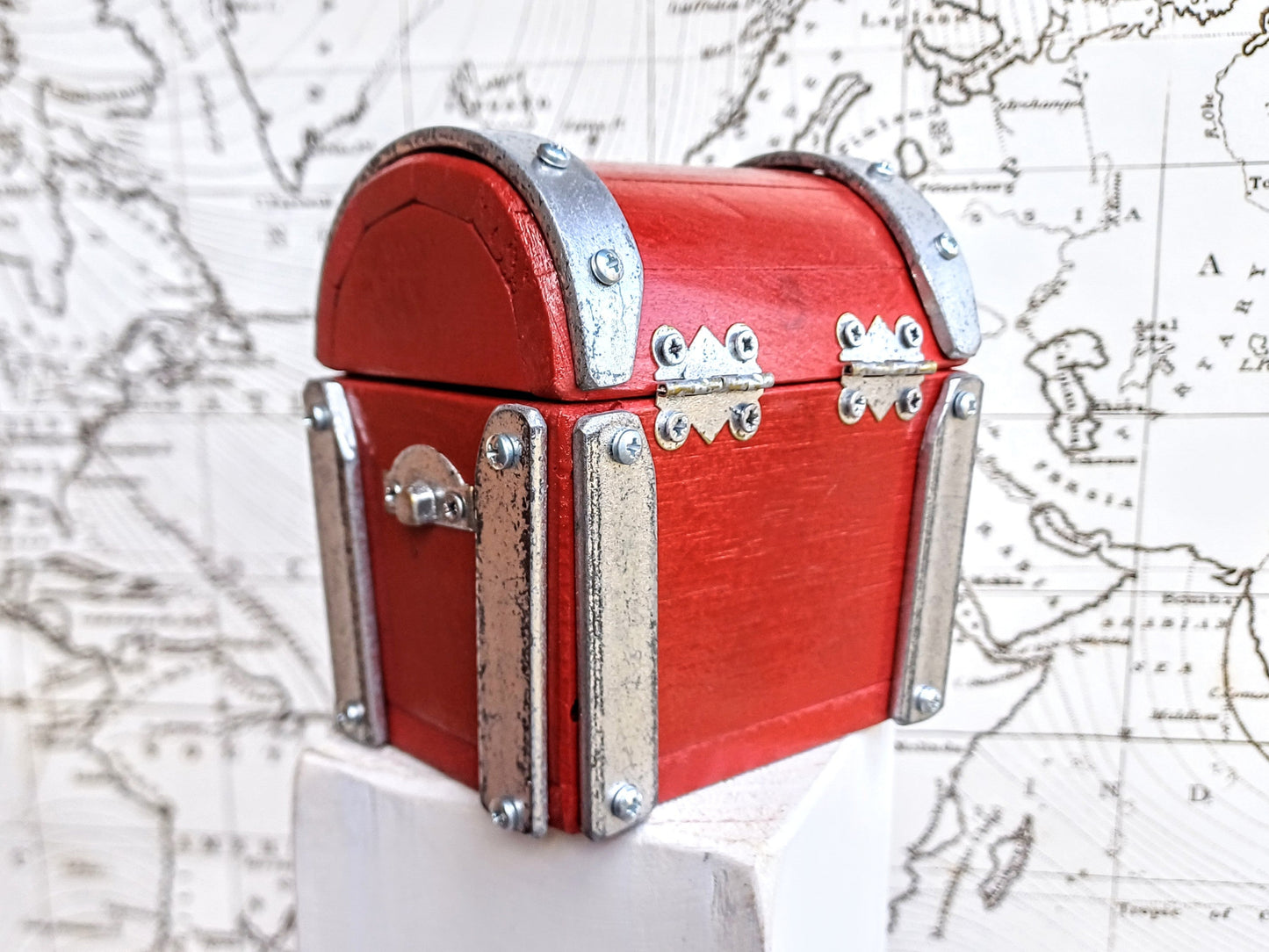 Jewelry chest , Mini Chest "Silver Ruby"